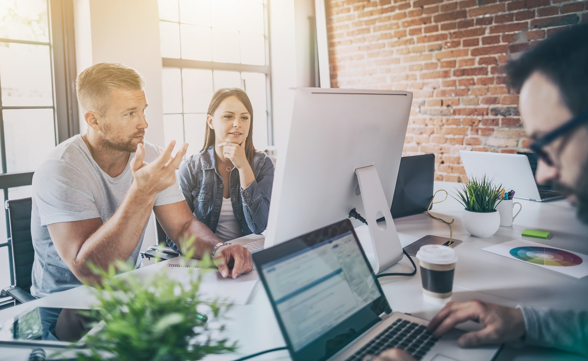 How To Dominate Online: 6 Tactics That Work For Any Online Business