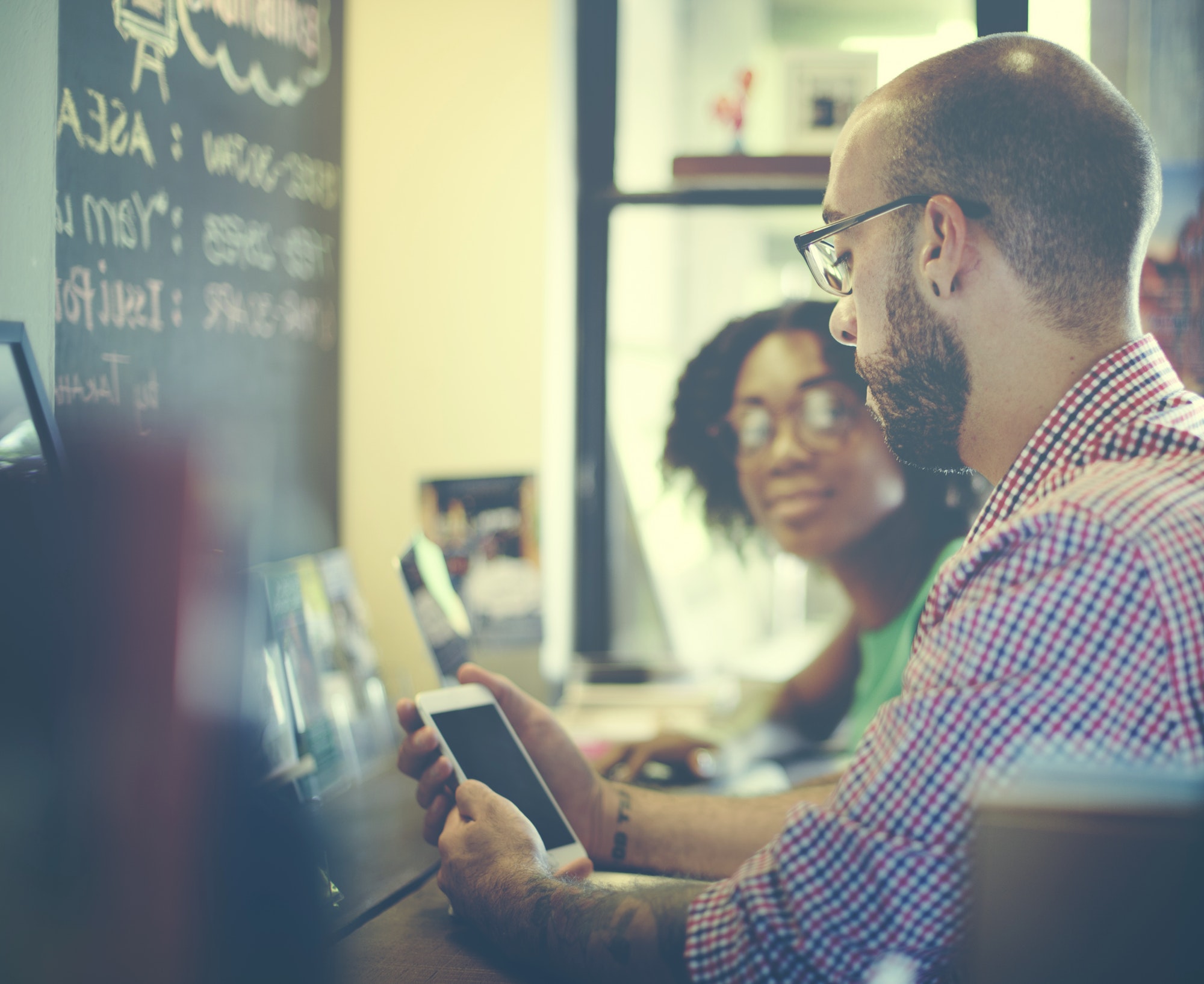 7 Valuable Web Design Lessons You Have to Know. This image illustrates those lessons being taught.