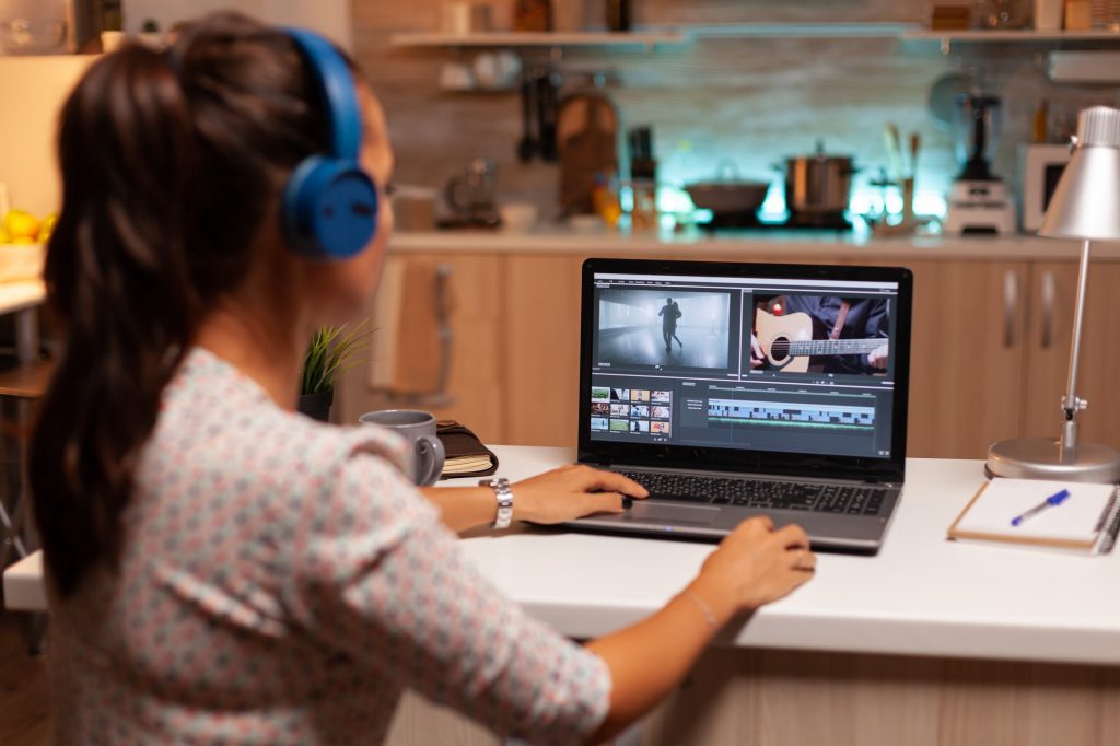 Optimize Your Video For With And Without Sounds.