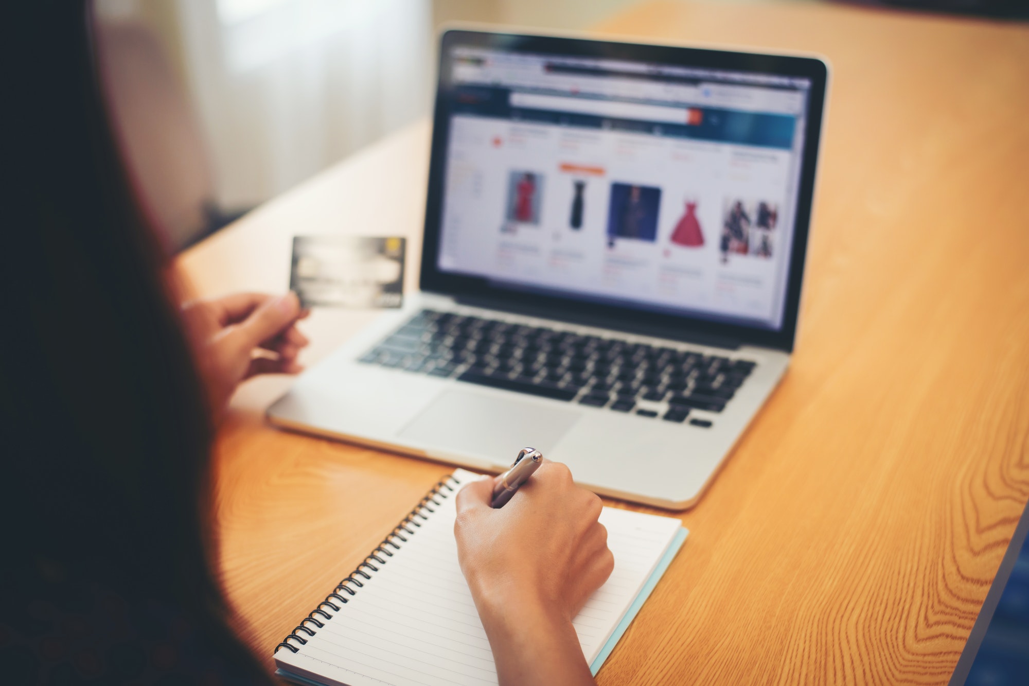 5 Quick Tips To Boost Your Product Page Conversion Rates￼
